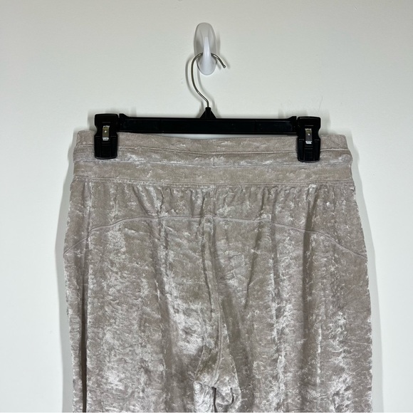 NWOT Lululemon Ready to Crush Jogger Size 6 - Picture 8 of 15
